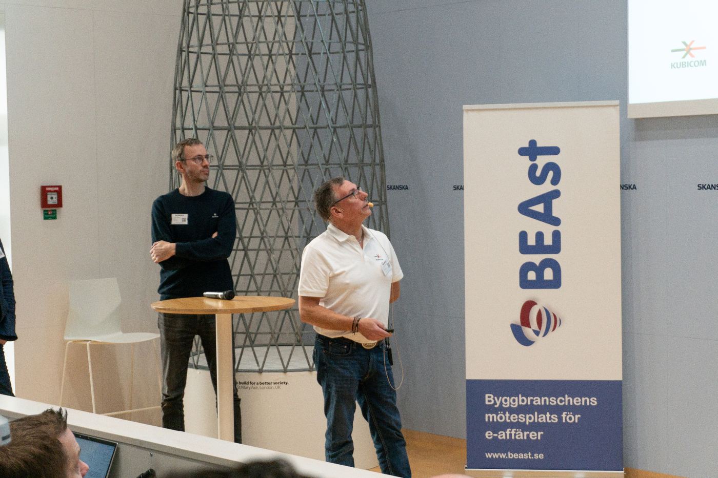 Presentation under BEAst-event där Kubicom visar lösningar för byggbranschen