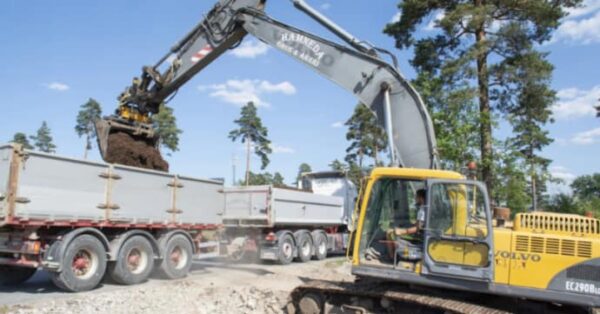 Hamneda Grus & Åkeri